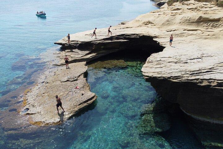 Viagem de lancha Sea Safari em Corfu. Excursão marítima pelas ilhas