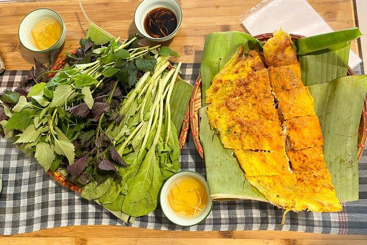 ハノイ フード ツアー - 地元のストリート フード ツアー (食事とガイド付き)