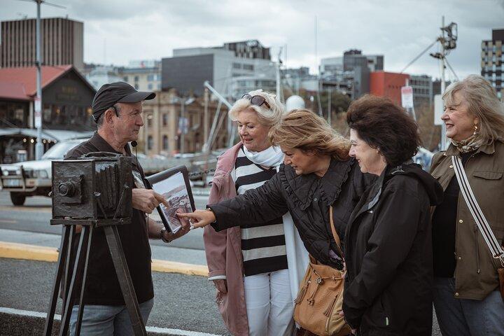 Visite à pied du sentier d'art et d'histoire en Tasmanie