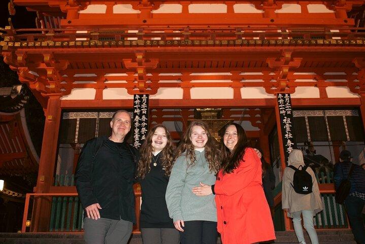 京都祇園を巡るタカシの地元グルメ探検 ラーメンのコツ