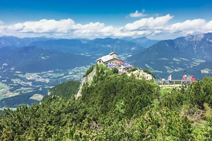Autista privato da Salisburgo a Monaco, 3 ore di sosta a Eagle's Nest