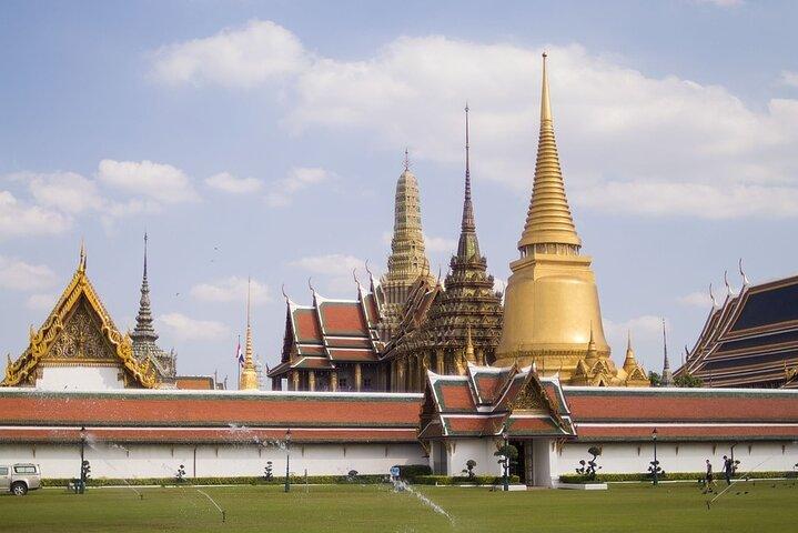 バンコクのプライベートハイライト：グランドパレス、寺院＆フラワーマーケット