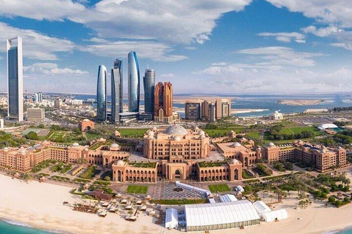 Tour privato della città di un'intera giornata ad Abu Dhabi