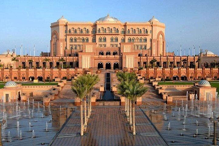 Tour privato della città di un'intera giornata ad Abu Dhabi