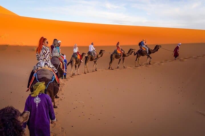 2-Day Luxury Sahara Tour: Fes to Marrakech or Fes