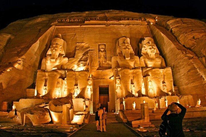 5 - Day Egypt Tour : Karnak, Kings Valley, Philae & Abu Simbel