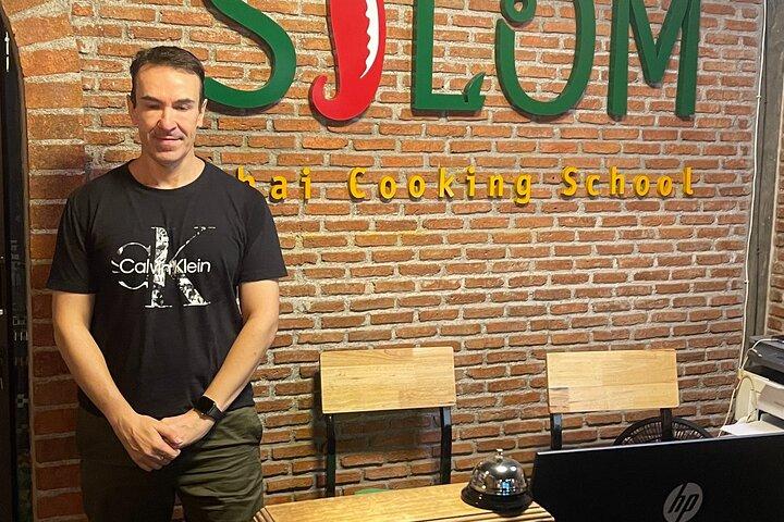 Silom Thaise Kookschool met Verse Markt Tour