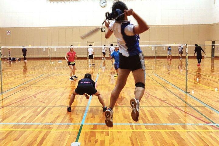 Badminton in Osaka & Kyoto mit Einheimischen!