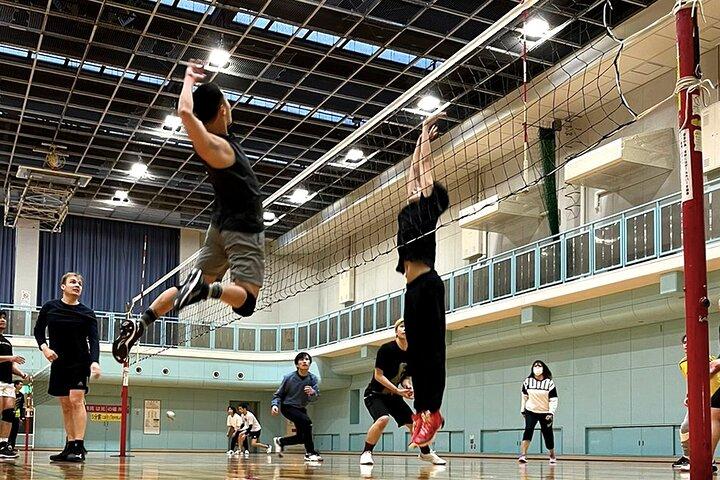 Voleibol em Osaka e Kyoto com os locais!
