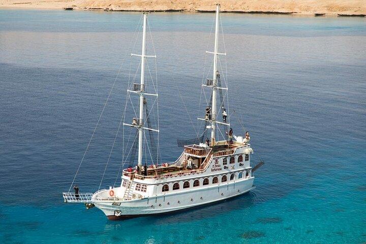 Aluguel de barco particular em Sharm EL Sheikh a bordo do Barbarosa