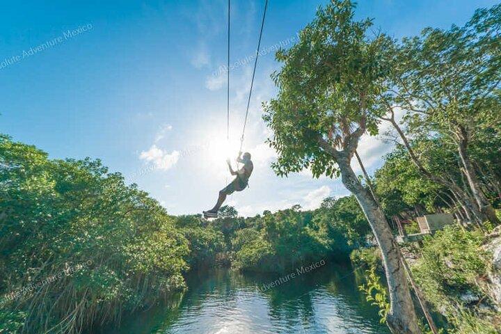 2 Cenotes privat tur - VIP äventyr med Expert Guide