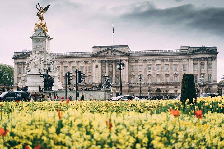 Visita con entrada al Palacio de Buckingham y al cambio de guardia