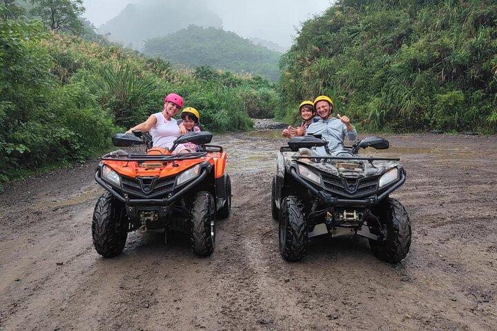 陽朔/桂林/興平ホテルから陽朔での ATV / バギー乗車