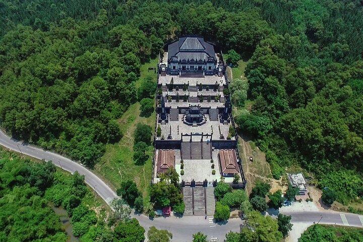 Hue-Stadtrundfahrt ab Hoi An oder Da Nang – Private Tour