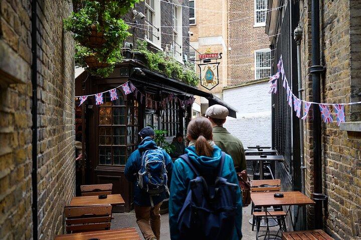 Devour London Historical Pub Tour:Comida britânica tradicional e Ales