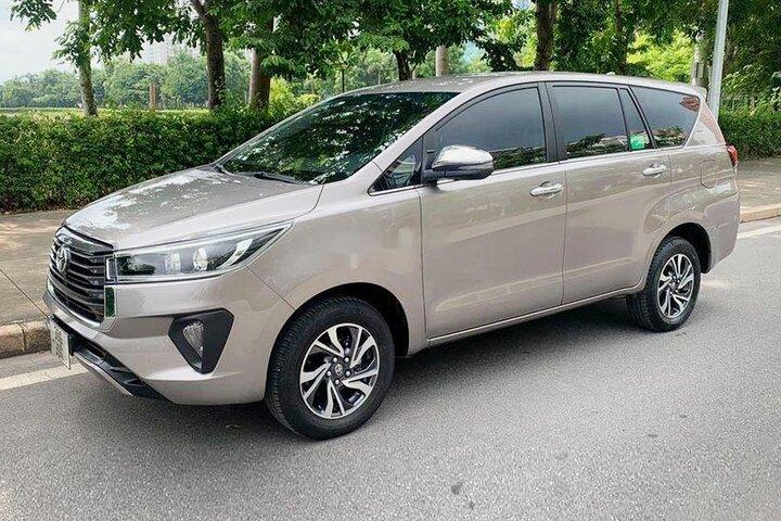 Auto privata di Ho Chi Minh City con autista 4 - 8 ore