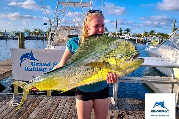 Charter de pesca privada de dia inteiro no mar profundo sobre "gerenciamento de pescadores"