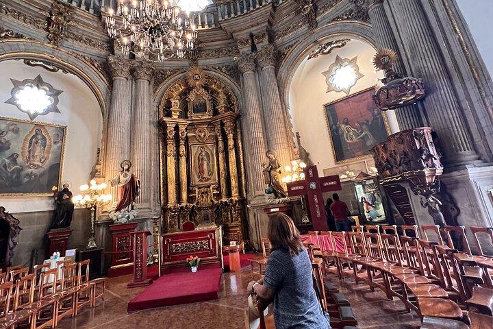 Visita completa del pueblo de la Virgen de Guadalupe en tour privado