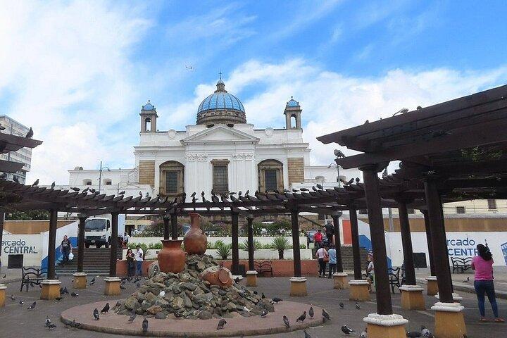Tour culturale e storico di 2 ore dal Guatemala