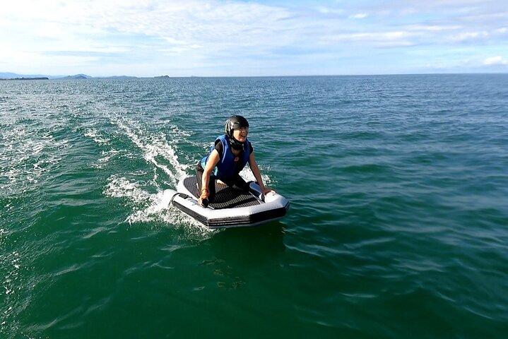 Sunset E-Foil Experience i Tanjung Aru Beach