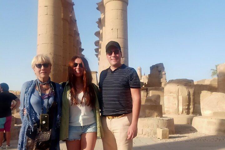 Tour privato di un giorno a Luxor da Shram El-Sheikh in volo in aereo