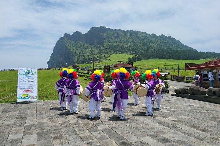 Heldagsbesøg på Jeju Island Privat tur med frokost i jeju