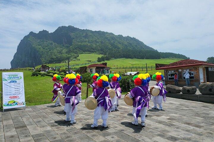 Tour privato di 9 ore Taxi nell'isola di Jeju