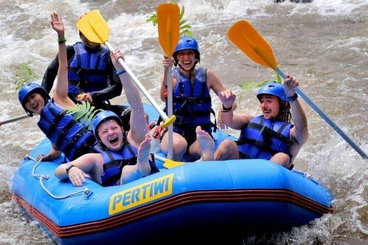 Bali Ubud Rafting + Oldtimer Tour ubud Bereich