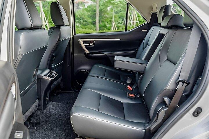 Auto privata tra l'aeroporto di Ho Chi Minh Saigon e Phan Thiet