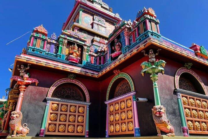 Führung durch den Karly-Hindu-Tempel in Saint Pierre