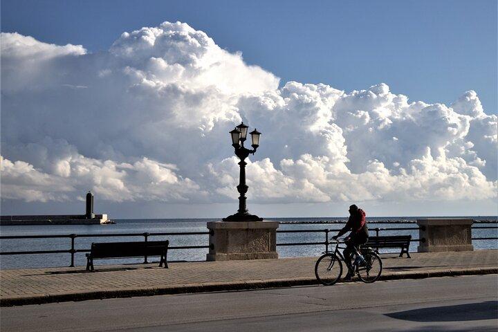Découvrez Bari en e-bike