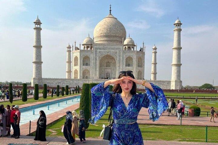 Private Taj Mahal-Tour bei Sonnenaufgang ab Delhi mit dem Auto – alles inklusive