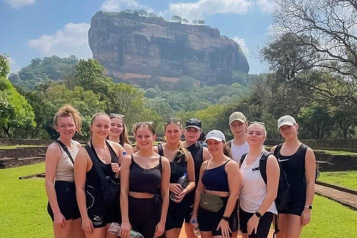 03 Tage Highlights von Sigiriya, Kandy, Nuwara Eliya, Ella & Udawalawe