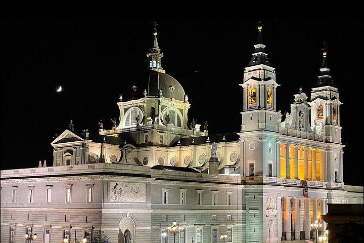 Half Day Private Madrid Tapas and History Walking Tour