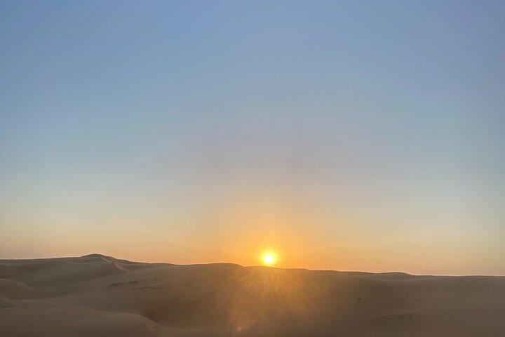 アル・ワヒバ・サンドで夕日鑑賞