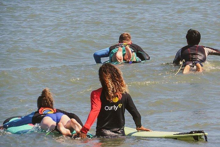 Die lustigste private 2-stündige Surfstunde, Canggu
