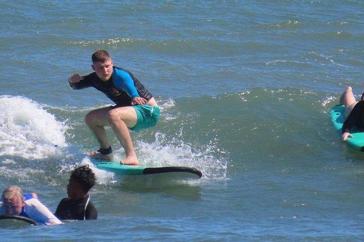 Die lustigste private 2-stündige Surfstunde, Canggu