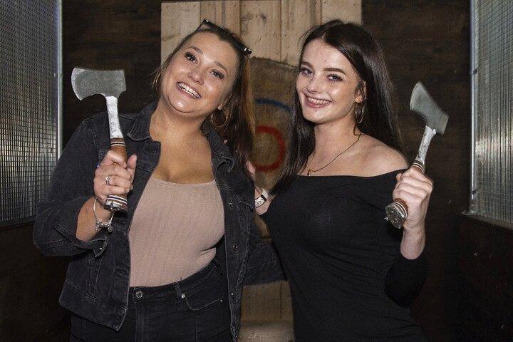 1 uur Private Axe Throwing Experience in Eastbourne