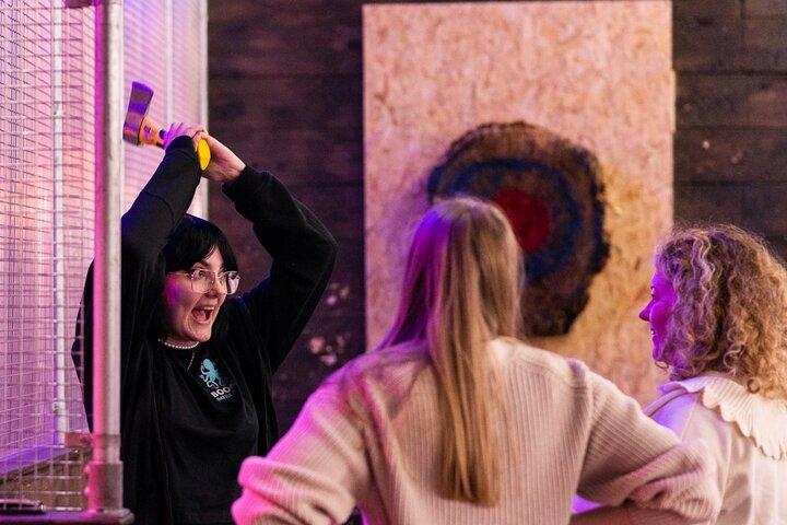 1 uur Private Axe Throwing Experience in Eastbourne