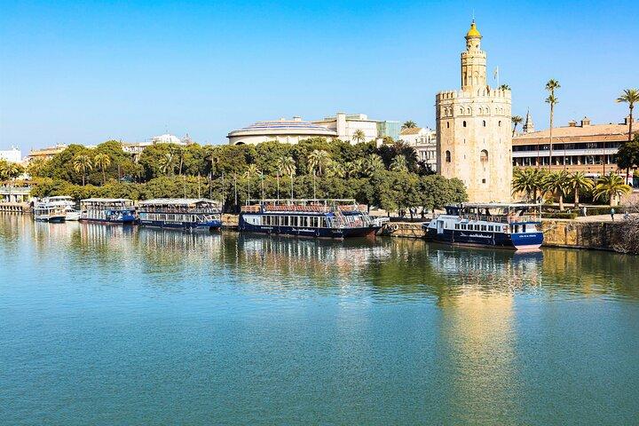 Tour in Sevilla Toeristenbus, panoramische cruise en wandeltocht