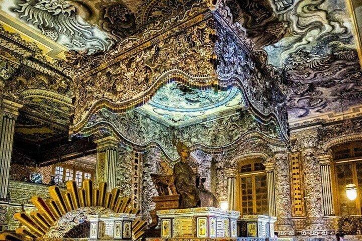 Hue City Tour vanuit de haven van Tien Sa (kustexcursie)