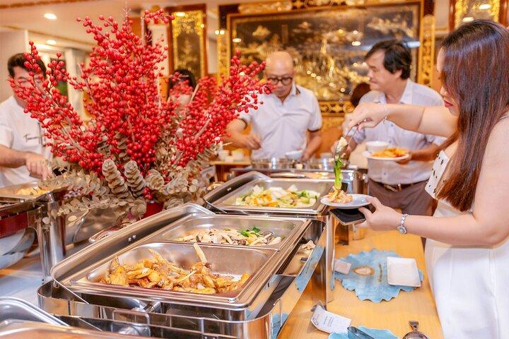 Saigon River Dinner Cruise: Buffet, Set Menu, Fine Dining (3hrs)