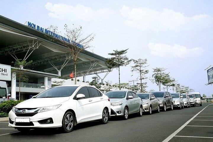 Privater Transfer zwischen dem Flughafen Hanoi und der Altstadt von Hanoi
