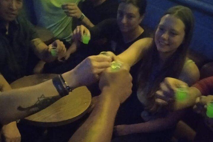 Night Pub Crawl Tour in Barcelona