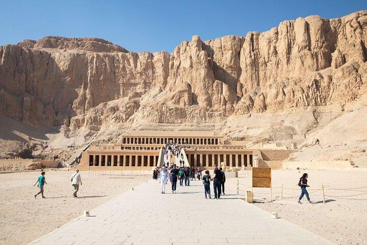 Private Tour zu den Memnonkolosse ab Luxor