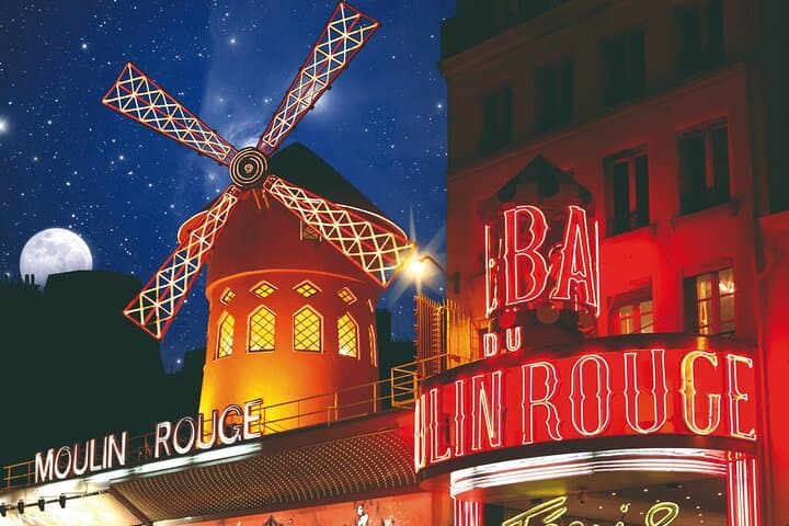Paris Lights Evening Bus Tour with Eiffel Tower Summit Option
