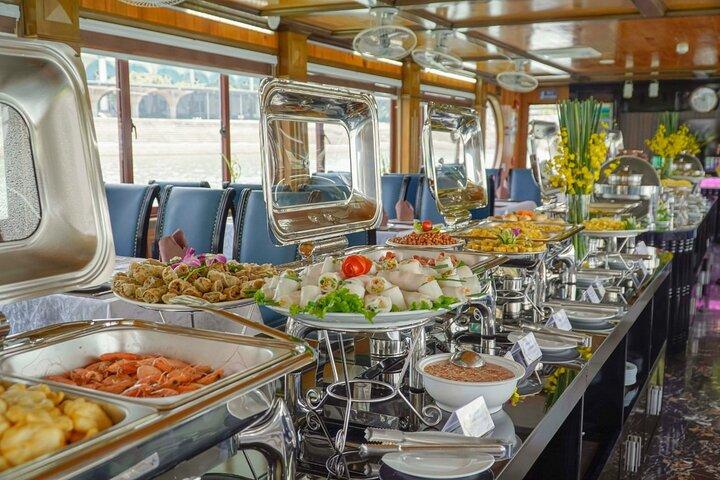 Tour giornaliero premium di Alova Cruise con ritiro dalla baia di Halong