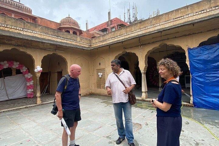 Full day Jaipur Private Sightseeing Tour by Car with Guide