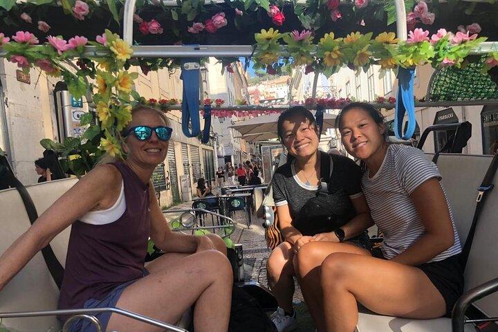Private 4-Hour Lisbon City Highlights Tour by Tuktuk