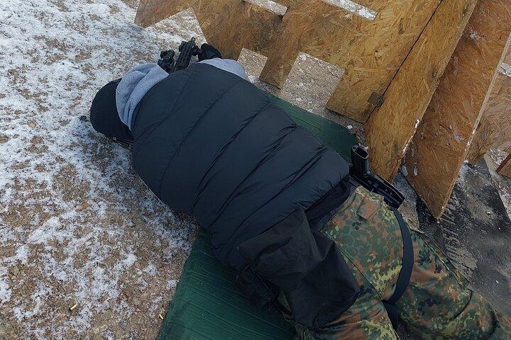 クラクフからのプライベート射撃場の戦闘訓練